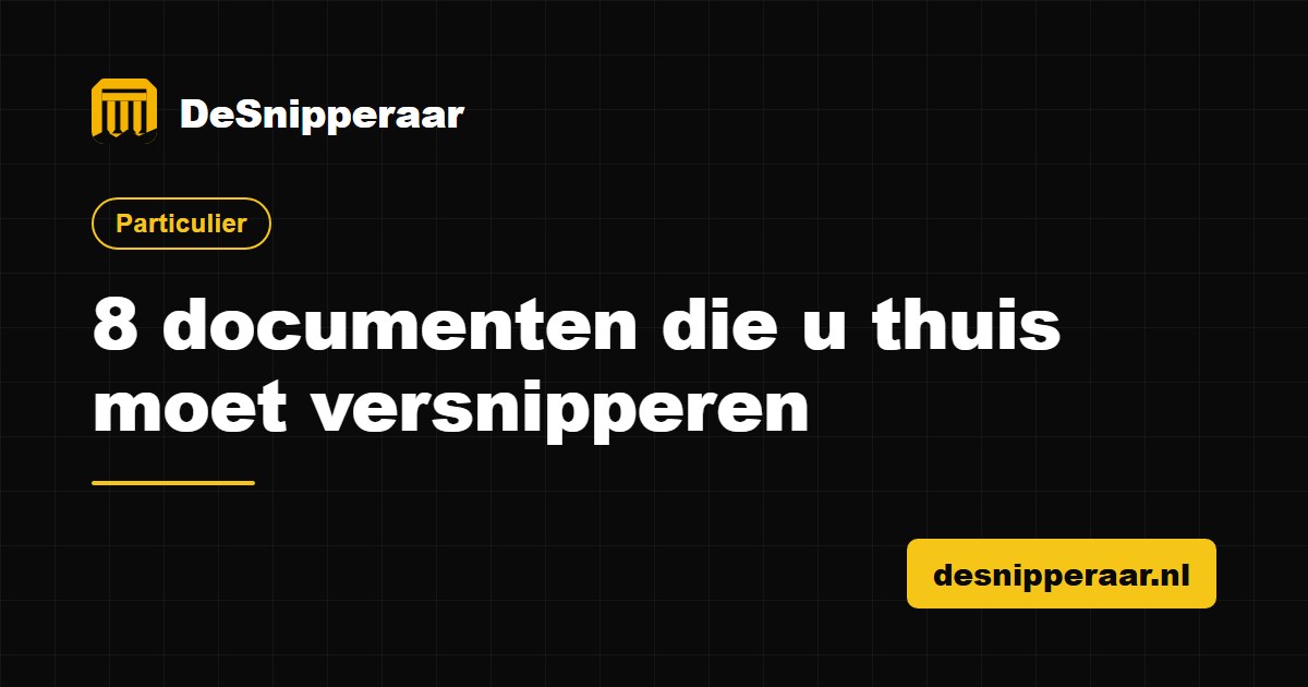 Stapel persoonlijke documenten klaar om thuis te versnipperen tegen identiteitsfraude